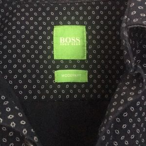 BOSS Hugo Boss button down men’s dress shirt
